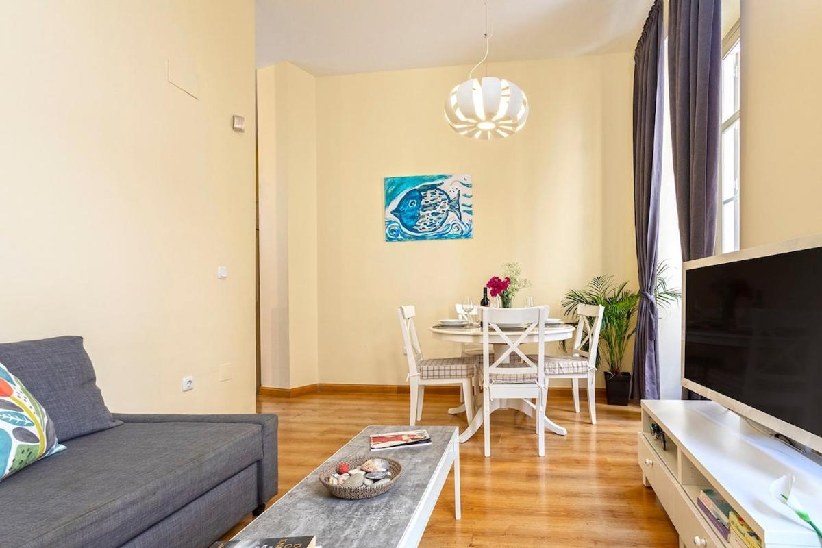 -Malagasunapts- Historic Heart Of Malaga Aa Wifi Экстерьер фото